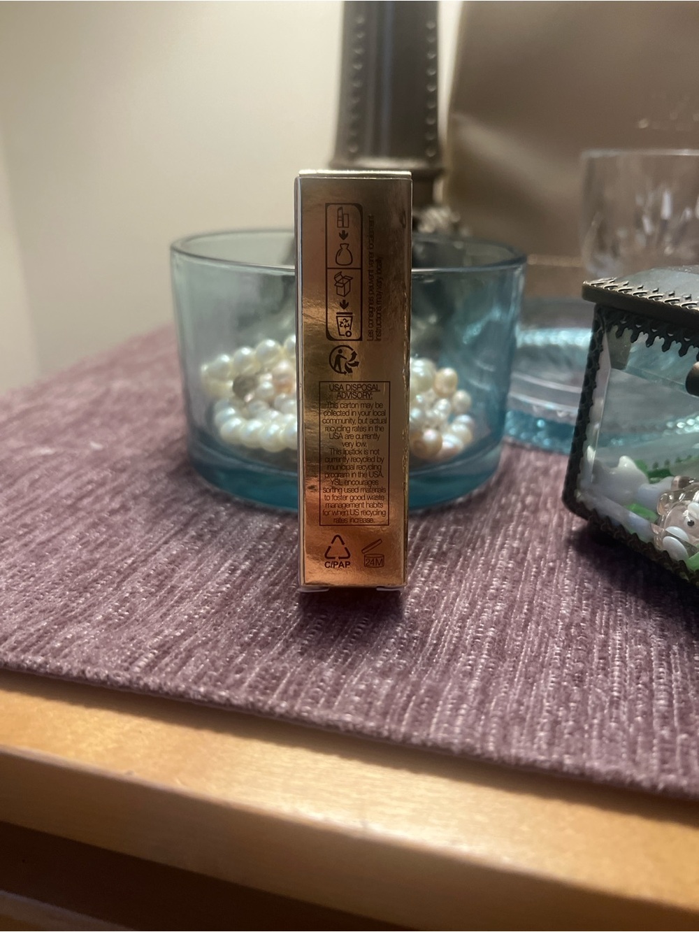 Yves Saint Laurent Rouge Volupté Candy Glaze Double Care Balm - Red Thrill - Picture 6 of 10